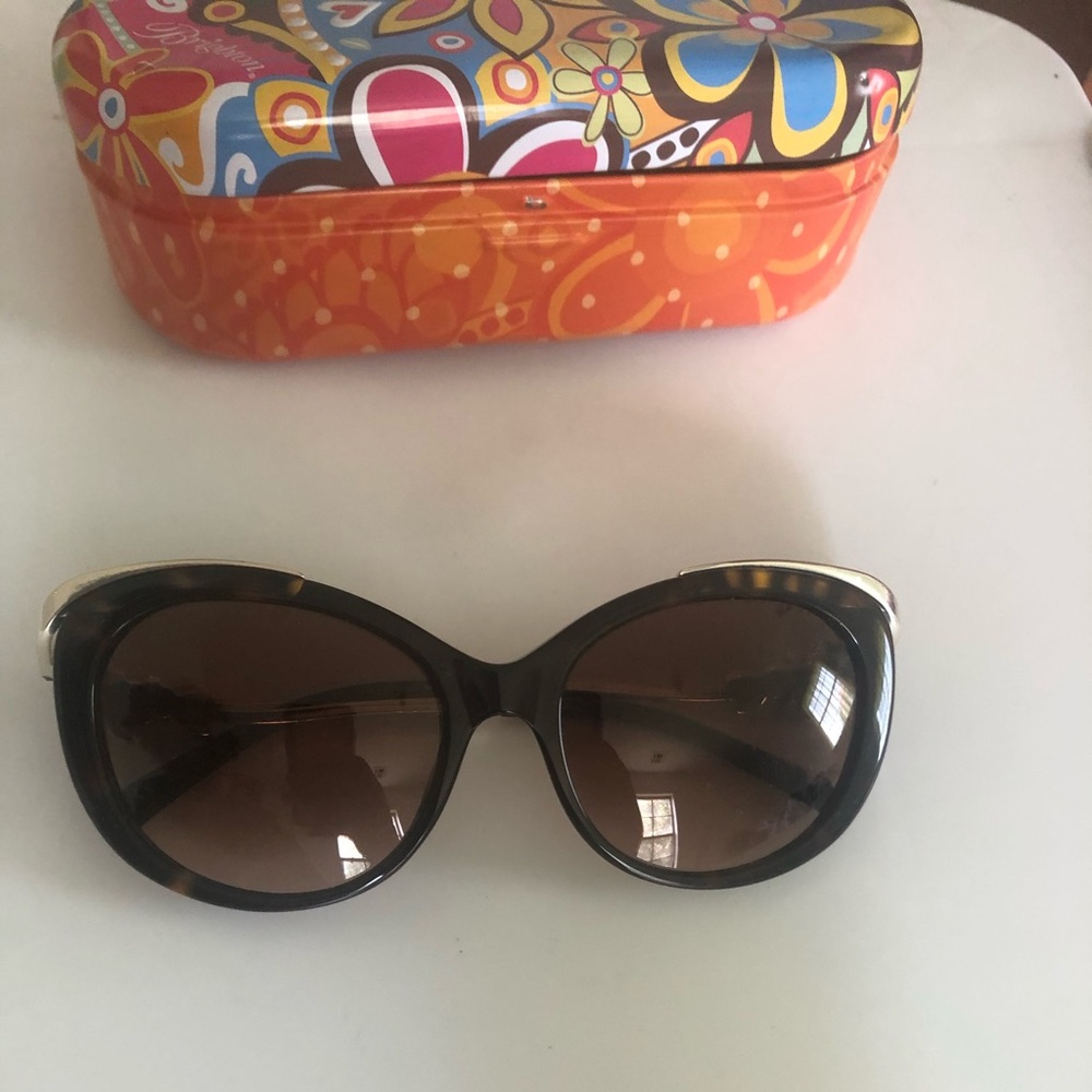 NWOT Brighton Jeweled Sunglasses